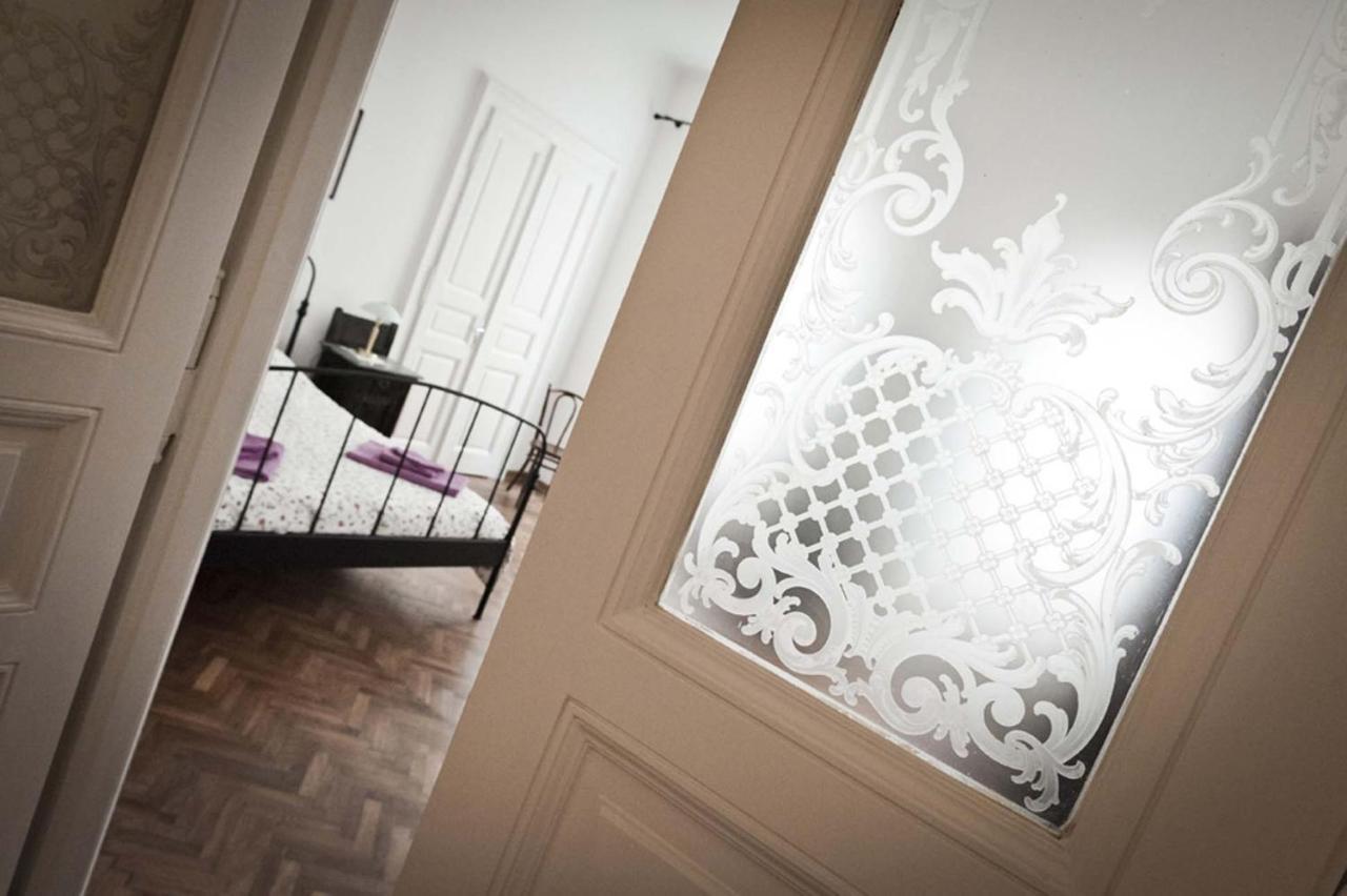Domus Liberta - Boutique Rooms Trieste Exterior photo
